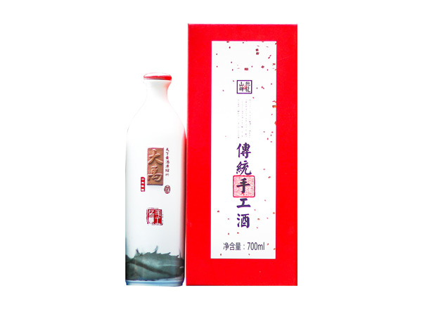 佛山抱龙山牌大禹黄酒回收大禹二十年陈酿手工冬酿20年传统手工酒